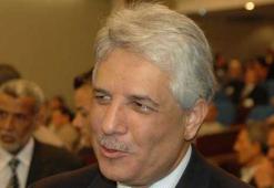 أصروا على إعادة إدماج المنسق الولائي لبومرداس               العاملون بعقود ما قبل التشغيل يطالبون بلجنة وزارية للتحقيق في تأخر أجورهم