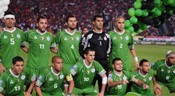 خليلوجيتش يضم غزال لتشكيلة الجزائر بدلا من يبدا المصاب