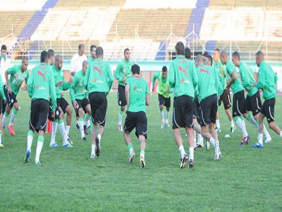 المنتخب الجزائري يبدأ معسكر فرنسا قبل سفره إلى غامبيا