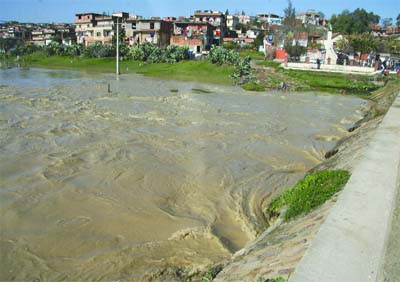 Ben M'hidi (El Tarf) - Neuf familles piégées par les eaux pendant quatre jours