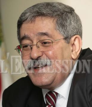 Ouyahia condamne fermement