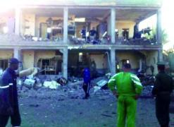 جماعة الجهاد الإفريقي المنشقة عن القاعدة تتبنى الاعتداء               26 جريحا في تفجير انتحاري بمقر الدرك بتمنراست