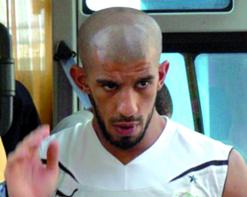 قال إنه لم يتحدث معه ولا يستبعد مشاركته اليوم ضد ريدينغ               مدرب ميلوال الإنجليزي يرد على انتقادات بوعزة