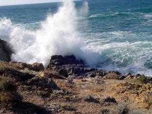 Fil Fila (Skikda) - Sauvetage de deux pêcheurs par les gardes côtes