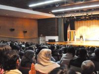 La ville peine à sortir de sa torpeur