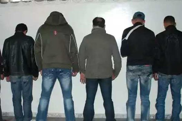 مواطنون يشترون سيارات دون وثائق ببسكرة