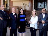 Les membres prêtent serment