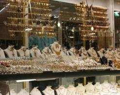 جيجل              توقيف امرأة مختصة في سرقة محلات المجوهرات