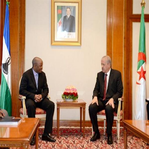 Sellal reçoit l'envoyé spécial du Premier ministre du Lesotho