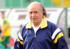 رشيد بلحوت اعتبرها مقابلة كأس مفتوحة على جميع الاحتمالات               شباب قسنطينة يواجه وداد تلمسان والسنافر يحضرون للرحلة