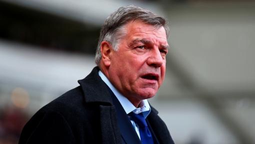 سام ألاردايس يقدم استقالته من تدريب المنتخب الإنجليزي