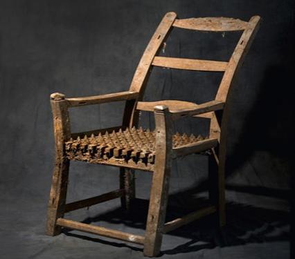 جمعية 8 ماي 1945 تندّد ''بيع وسائل تعذيب الجزائريين استفزاز لمشاعر الأمة''