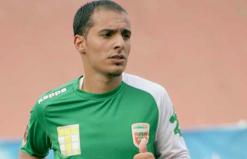 أجل الحديث عن قضية تهميشه من طرف مدرب شبيبة بجاية               من يقف وراء دفع حملاوي إلى باب الخروج