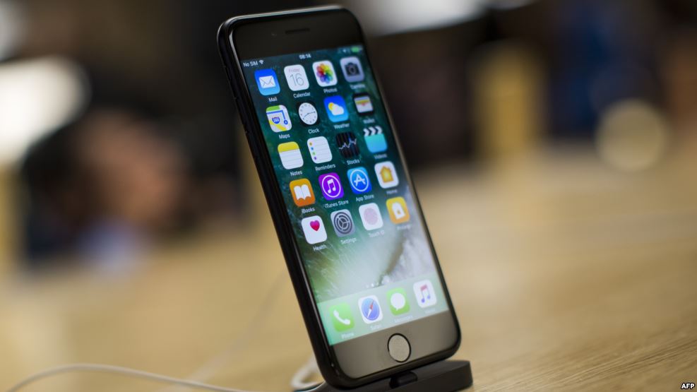في كل جهاز آيفون 7.. هل فكرت كم تربح شركة آبل؟