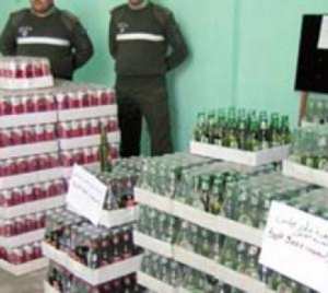 حجز 14 ألف قارورة خمر بالوادي