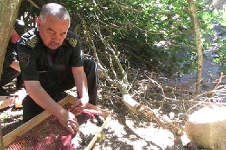 تشييع جنازة رئيس مصلحة النباتات والطيور بوهران