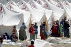 استمرار المواجهات على الحدود والأسد يأمر بانسحاب ”تكتيكي”               فشل خطة عنان يوسع هوة الخلاف بين أنقرا ودمشق