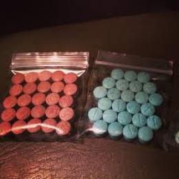 حجز أكثر من 1135 قرص مهلوس بالنعامة