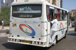 يبحثون عن تحقيق الذات رافعين شعار “خدام الرجال سيدهم” جامعيون يطاردون المصروف.. ولو في الحافلات