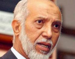 في دورة طارئة للجنة المركزية أمس               انتخاب بديل بلخادم في 19 ماي وهيشور وسعيداني وعبادة يتنافسون لخلافته