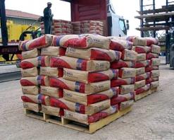 رئيس إتحاد المقاولين يدعو إلى ضرورة تدخل الدولة                مضاربة قوية في الإسمنت ترفع سعر الكيس الواحد إلى 800 دج