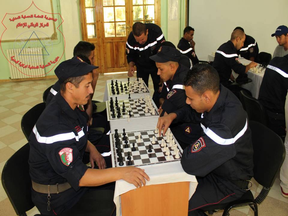 الحماية المدنية بالمدية تنظم دورة في الشطرنج لأعوانها