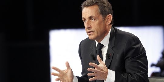 Immigration : Nicolas Sarkozy veut renégocier l'accord avec l'Algérie