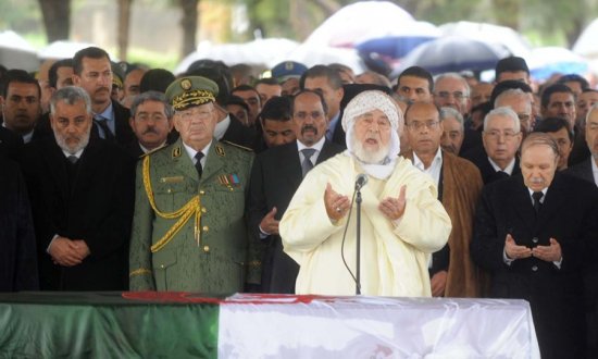 La délégation marocaine quitte l'enterrement de feu Ben Bella à cause du Polisario