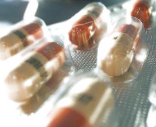 Médicaments importés : 150 millions de dollars de surfacturation en 2012