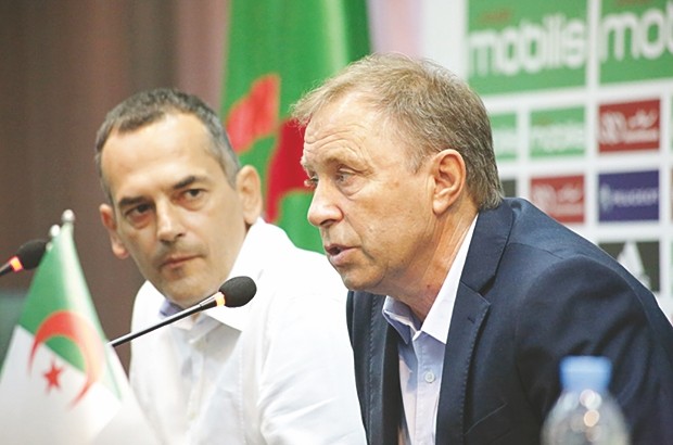 Les premières contradictions de Rajevac