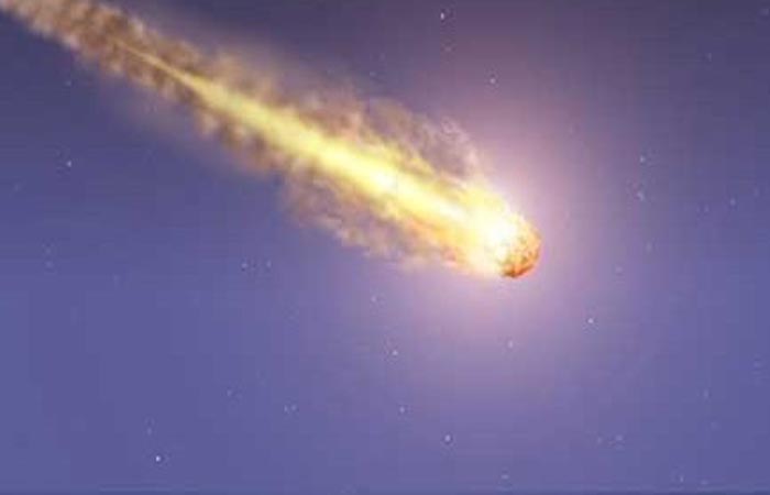 كرة نارية تمر عبر سماء قسنطينة