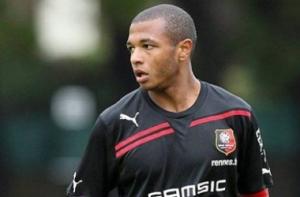 براهيمي ينجو من محاولة اعتداء جماهير رين الغاضبة