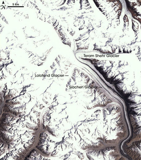 Planète - Himalaya: les tensions entre entre Inde et Pakistan détruisent la nature