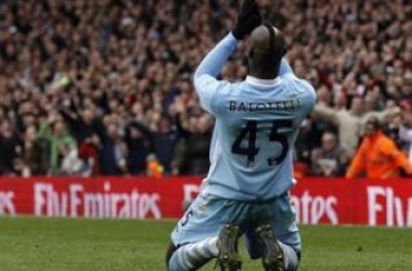 بالوتيلي يلجأ لطبيب نفسي لإنقاذ مسيرته