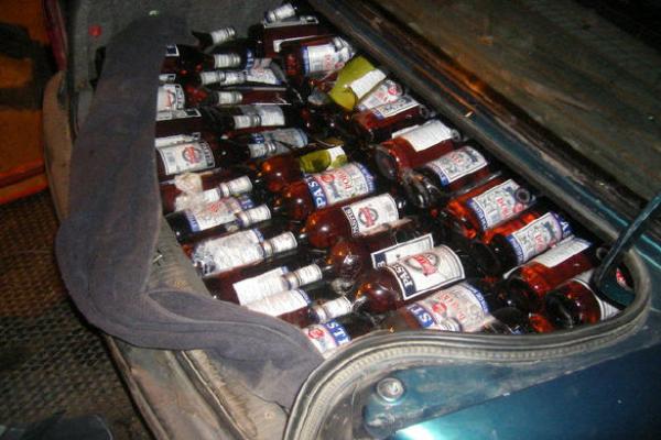 حجز أزيد من ألف و200 قارورة خمر في سيدي بلعباس