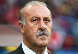 مدرب منتخب إسبانيا باق في منصبه حتى 2014