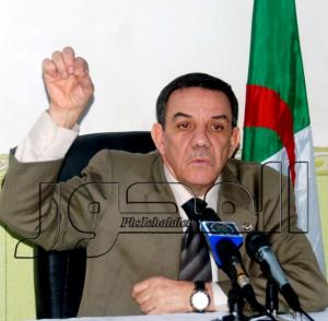 موسى تواتي من الجلفة “الطمع يخسر الطبع”