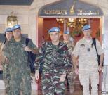 أول وفد للمراقبين الدوليين يباشر عمله خارج دمشق