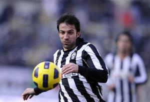 دال بييرو ينفي مغادرته لإيطاليا هذا الموسم