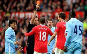 فيرغسون يختار أفضل مدافع في اليونايتد هذا الموسم