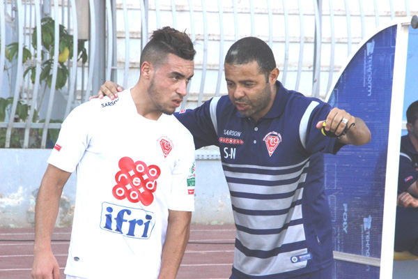 مولودية وهران تواجه الآمال صبيحة الغد بملعب زبانا