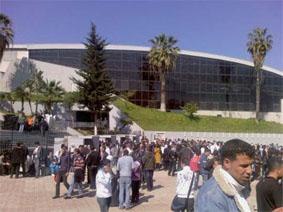 متى سيتم إصلاح سقف حرشة؟