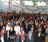 Les chefs de parti ciblent les jeunes au 3e jour de campagne électorale