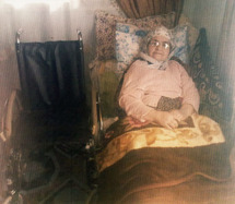 Hammam Bou Hadjar : Une veuve de Chahid, handicapée à 100%, lance un SOS