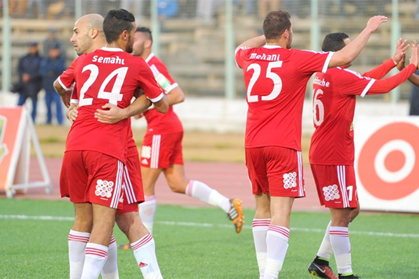 بارادو وبجاية مرشحان للبقاء في الريادة