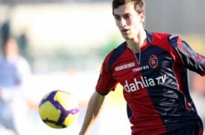 ميلان لديه الأفضلية لشراء أستوري و فرصة لضم زميله