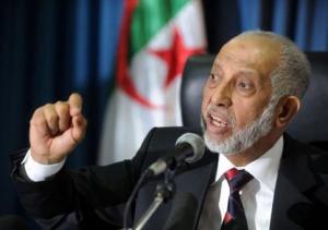 بلخادم:  معارضة الخارج أخطر من معارضة الداخل