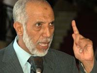 الأفلان يدغدغ مشاعر الشباب غير المرسمين ويعد برفع منح المتقاعدين•••