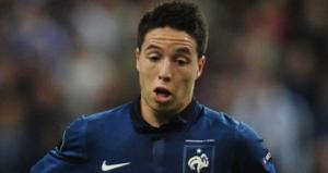 ناصري يرد على أنصار آرسنال سأرفع البطولات قبل فريقكم