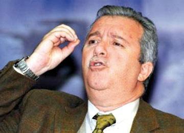 متصدر قائمة حزب عهد 54 يشرح أسباب ترشحه للتشريعيات القادمة